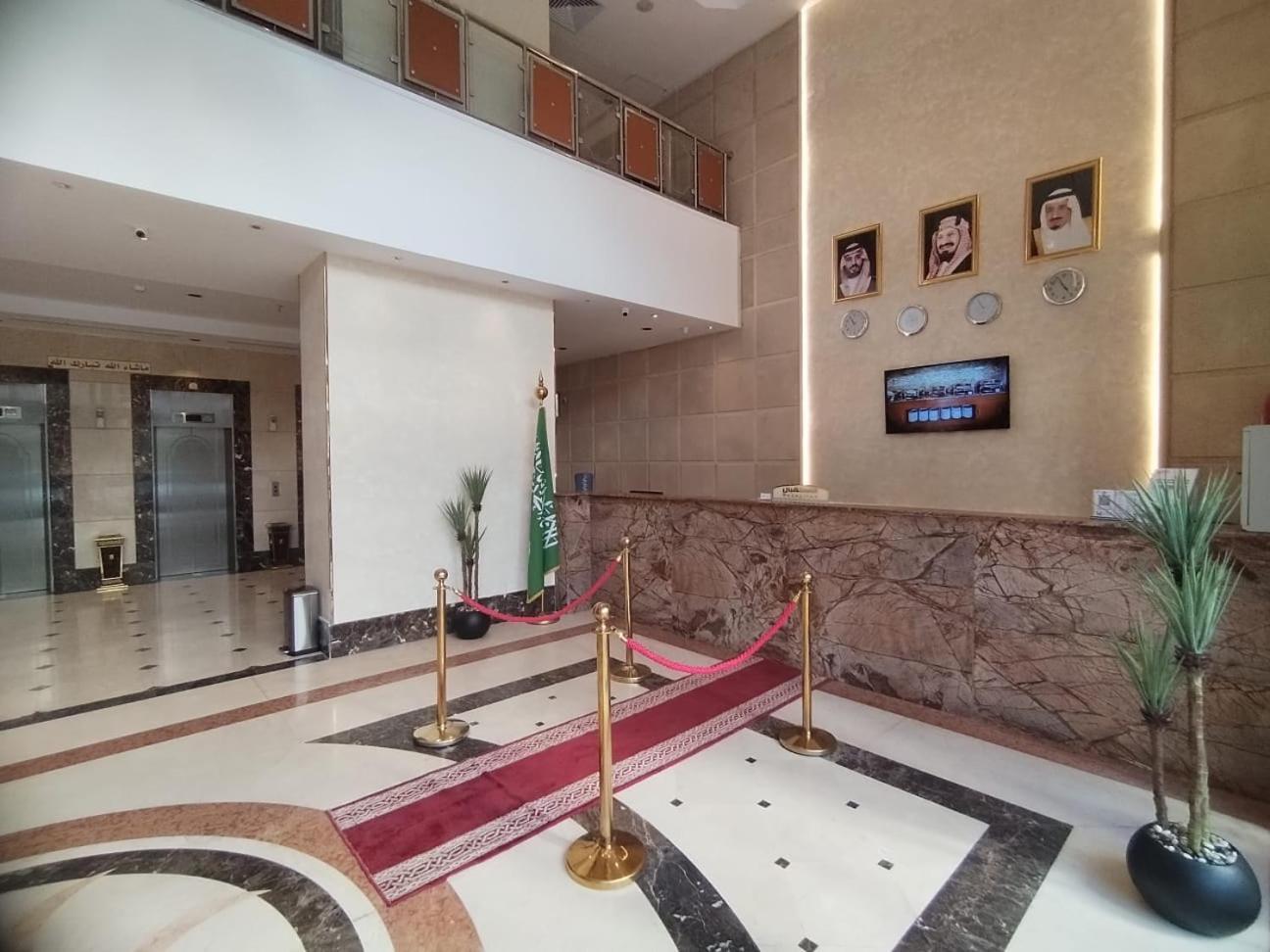 Al Kiram Hotel Al Azizia メッカ エクステリア 写真