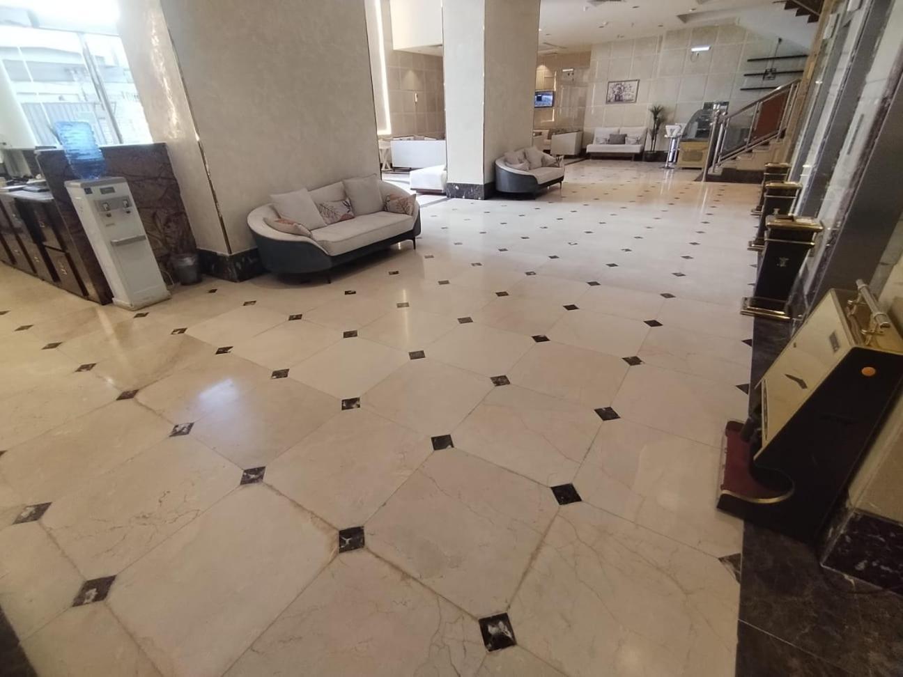 Al Kiram Hotel Al Azizia メッカ エクステリア 写真