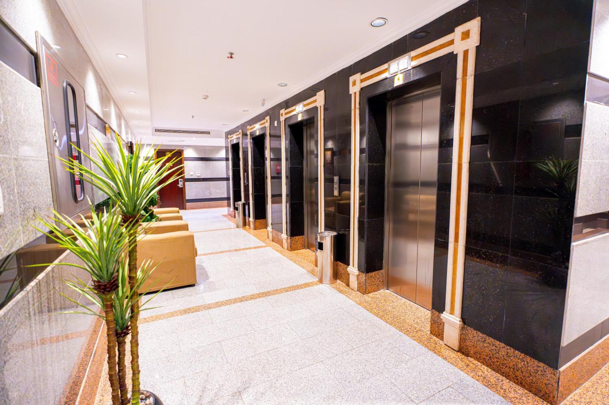 Al Kiram Hotel Al Azizia メッカ エクステリア 写真