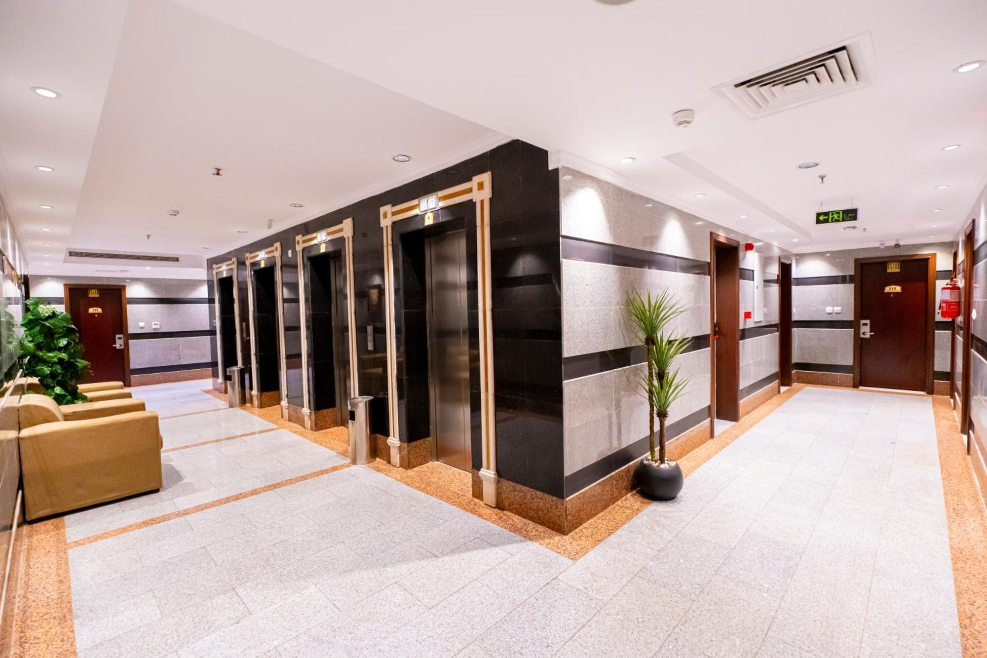Al Kiram Hotel Al Azizia メッカ エクステリア 写真